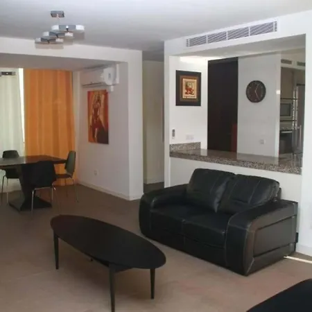 فيلة Habitats Del Duque, Tenerife أذيخي