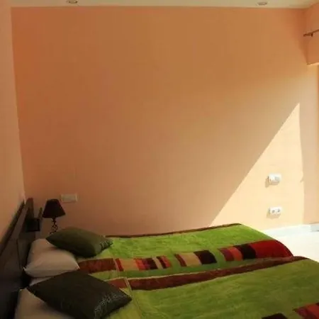 فيلة Habitats Del Duque, Tenerife أذيخي